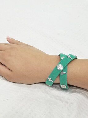 Signed RUSTIC CUFF Turquoise Suede Silver Tone Cross Double Wrap Strap Bracelet